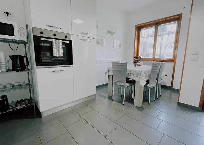 My Dream -123m2 - Parcheggio Gratuito - Metro B Roma